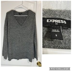 Express Women's oversized Charcoal V-Neck Sweater size S